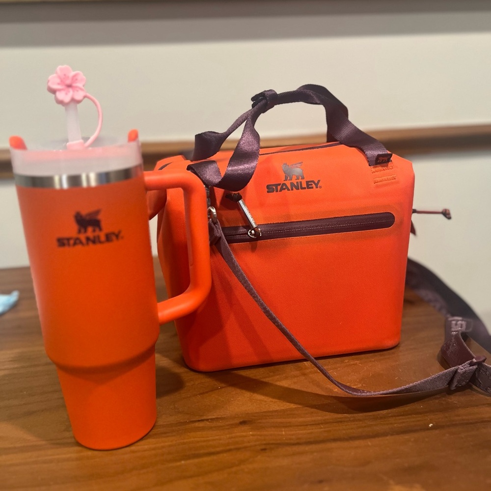 Stanley Vibrant Orange Lunch Bag and Tumbler Set